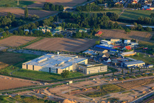 Luftbild von Gewerbegebiet Nordring DBK EMS GmbH & Co. KG und DBK David + Baader GmbH in Rülzheim im Bundesland Rheinland-Pfalz, Deutschland