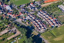 Stadtteil Hopfenweg im Stadtgebiet im Ortsteil Liedolsheim in Dettenheim im Bundesland Baden-Württemberg, Deutschland