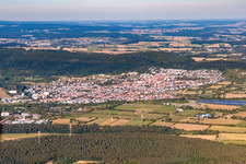 Luftbild von Nußloch von Westen im Bundesland Baden-Württemberg, Deutschland
