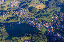 Ortsansicht im Odenwald von Südwesten im Ortsteil Trösel in Gorxheimertal im Bundesland Hessen, Deutschland