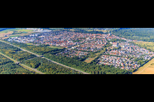 Stadtübersicht von Nordosten in Ketsch im Bundesland Baden-Württemberg, Deutschland