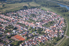 Ortsteil Rheinhausen in Oberhausen-Rheinhausen im Bundesland Baden-Württemberg, Deutschland aus der Luft