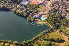 Freyerseee mit Ernst-Freyer-Bad ud Campingplatz in Philippsburg im Bundesland Baden-Württemberg, Deutschland