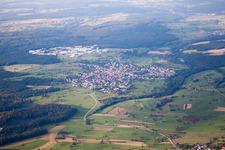 Drohnenbild von Ortsteil Ittersbach in Karlsbad im Bundesland Baden-Württemberg, Deutschland