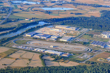 Daimler Truck EVZ im Industriegebiet Oberwald in Wörth am Rhein im Bundesland Rheinland-Pfalz, Deutschland