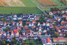 Raiffeisenstr in Minfeld im Bundesland Rheinland-Pfalz, Deutschland aus der Luft