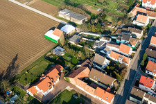 Schrägluftbild von Saarstraße NW in Kandel im Bundesland Rheinland-Pfalz, Deutschland