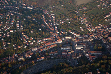Luftbild von Niederbronn-les-Bains im Bundesland Bas-Rhin, Frankreich