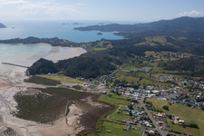 Luftaufnahme von Coromandel im Bundesland Waikato, Neuseeland