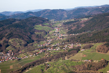 Ortsteil Neusatz in Bühl im Bundesland Baden-Württemberg, Deutschland von oben gesehen