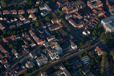 Ettlingen im Bundesland Baden-Württemberg, Deutschland aus der Drohnenperspektive