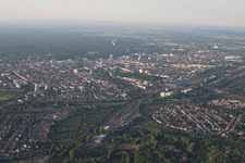 Luftaufnahme von Karlsruhe von Süden im Ortsteil Weiherfeld-Dammerstock im Bundesland Baden-Württemberg, Deutschland