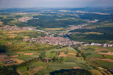 Luftaufnahme von Ortsteil Königsbach in Königsbach-Stein im Bundesland Baden-Württemberg, Deutschland