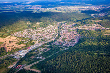 Schrägluftbild von Ortsteil Söllingen in Pfinztal im Bundesland Baden-Württemberg, Deutschland