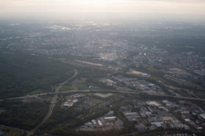 Ortsteil Oststadt in Karlsruhe im Bundesland Baden-Württemberg, Deutschland von der Drohne aus gesehen