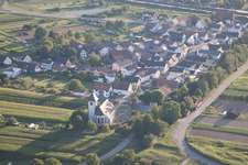 Schrägluftbild von Ortsteil Urloffen in Appenweier im Bundesland Baden-Württemberg, Deutschland