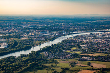 Strasbourg und Kehl im Ortsteil Port du Rhin Centre Ouest in Straßburg im Bundesland Bas-Rhin, Frankreich