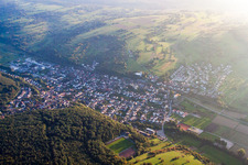 Ortsteil Bilfingen in Kämpfelbach im Bundesland Baden-Württemberg, Deutschland von oben