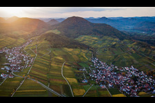 Sonnenuntergang am Kastanienbusch bis Ranschbach in Birkweiler im Bundesland Rheinland-Pfalz, Deutschland