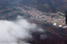 Drohnenbild von Annweiler am Trifels im Bundesland Rheinland-Pfalz, Deutschland
