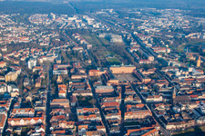 Luftbild von Residenzschloss von Westen in Rastatt im Bundesland Baden-Württemberg, Deutschland