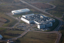 Luftbild von Technische Anlagen im Industriegebiet Spanplattenwerk in Bischweier im Bundesland Baden-Württemberg, Deutschland