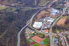 Industriegebiet In den Bruchwiesen mit voestalpine Rotec GmbH & Co.KG in Annweiler am Trifels im Bundesland Rheinland-Pfalz, Deutschland