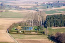 Drohnenbild von Siegen im Bundesland Bas-Rhin, Frankreich