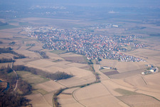Gambsheim im Bundesland Bas-Rhin, Frankreich von der Drohne aus gesehen