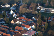 Luftbild von Weinstube Vogler im Ortsteil Heuchelheim in Heuchelheim-Klingen im Bundesland Rheinland-Pfalz, Deutschland