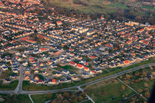 Forstlandalllee in Jockgrim im Bundesland Rheinland-Pfalz, Deutschland