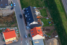 Forstlandallee in Jockgrim im Bundesland Rheinland-Pfalz, Deutschland von einer Drohne aus