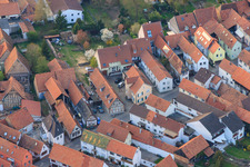 Schrägluftbild von Ludwigstr in Jockgrim im Bundesland Rheinland-Pfalz, Deutschland