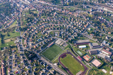 Ensemble der Sportplatzanlagen terrain de football synthètique in Niederbronn-les-Bains im Bundesland Bas-Rhin, Frankreich