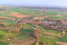 Dorfansicht aus Süden in Höchheim im Bundesland Bayern, Deutschland