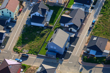 Neubaugebiet Ost (Im Holderbusch) in Minfeld im Bundesland Rheinland-Pfalz, Deutschland aus der Vogelperspektive
