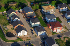Neubaugebiet Ost (Im Holderbusch) in Minfeld im Bundesland Rheinland-Pfalz, Deutschland von oben