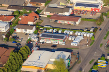 Schrägluftbild von Kfz- und Caravan-Service Messinger im Ortsteil Minderslachen in Kandel im Bundesland Rheinland-Pfalz, Deutschland