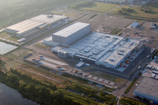 Wörth am Rhein, Industriegebiet Oberwald im Bundesland Rheinland-Pfalz, Deutschland von der Drohne aus gesehen