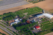 Fussballgolfpark Südpfalz auf dem Adamshof Kandel im Bundesland Rheinland-Pfalz, Deutschland aus der Luft