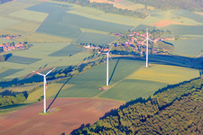 Luftaufnahme von Windpark Kugelberg Hohe - Vestas V80-2MW im Ortsteil Brökeln in Hehlen im Bundesland Niedersachsen, Deutschland