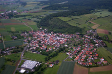 Luftbild von Karsbach im Bundesland Bayern, Deutschland