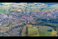Luftaufnahme von Ortsansicht der Straßen und Häuser der Wohngebiete in Buchen im Bundesland Baden-Württemberg, Deutschland