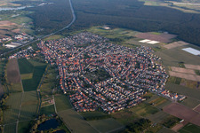 Drohnenaufname von Ortsteil Sankt Leon in St. Leon-Rot im Bundesland Baden-Württemberg, Deutschland