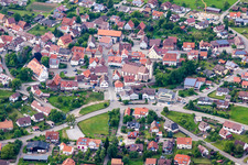 Dorf - Ansicht im Ortsteil Altbulach in Neubulach im Bundesland Baden-Württemberg, Deutschland