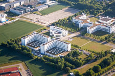 Gebäudekomplex des Institut Daimler TSS GmbH in Ulm im Ortsteil Eselsberg im Bundesland Baden-Württemberg, Deutschland