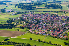 Feldstetten von Nordwesten in Laichingen im Bundesland Baden-Württemberg, Deutschland