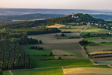 Luftbild von Der Bussen - heilger Berg Oberschwabens im Ortsteil Offingen in Uttenweiler im Bundesland Baden-Württemberg, Deutschland