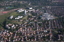 Ortsansicht der Straßen und Häuser der Wohngebiete im Ortsteil Derendingen in Tübingen im Bundesland Baden-Württemberg, Deutschland