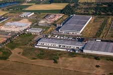 Gewerbegebiet und Firmenansiedlung am Flugplatz Logistikunternehmen DSV Solutions GmbH in Lahr/Schwarzwald im Ortsteil Hugsweier im Bundesland Baden-Württemberg, Deutschland